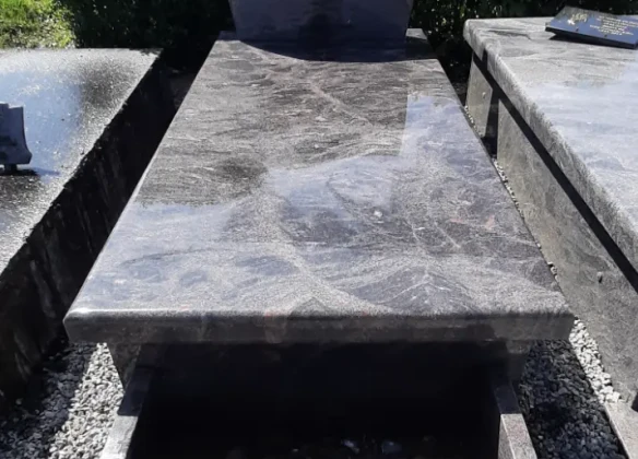 Choisir un Monument Funéraire